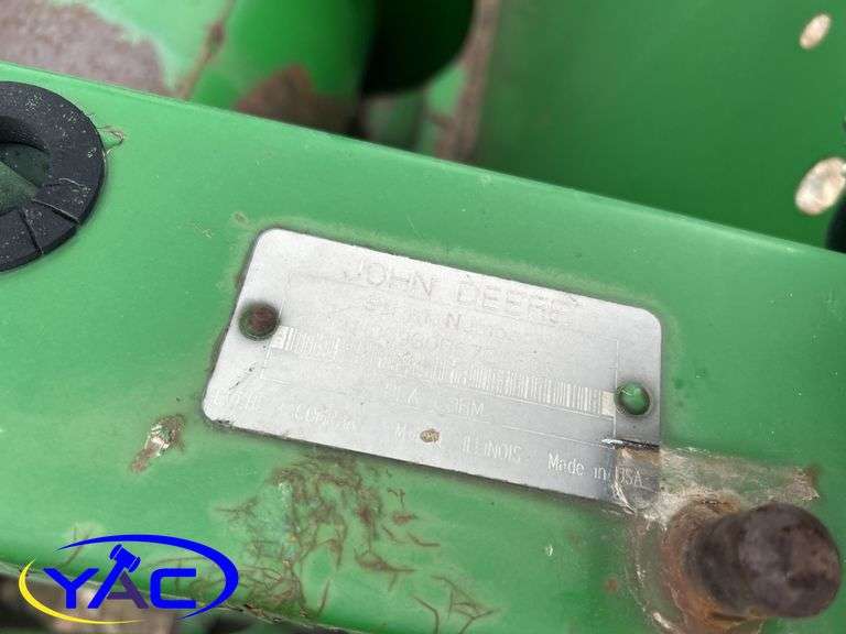 JOHN DEERE RIGID STRAIGHT CUT HEADER 30'