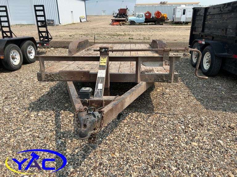 2007 16' CAR HAULER TRAILER W/ RAMPS