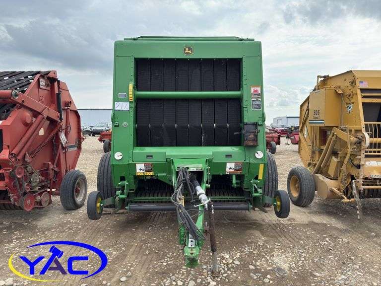 2015 JOHN DEERE 569 ROUND BALER