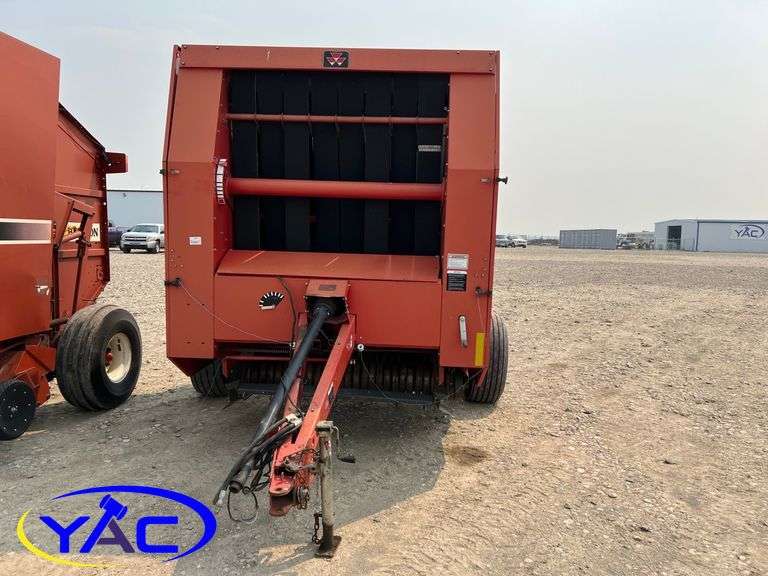 2008 MASSEY FERGUSON 1756 ROUND BALER