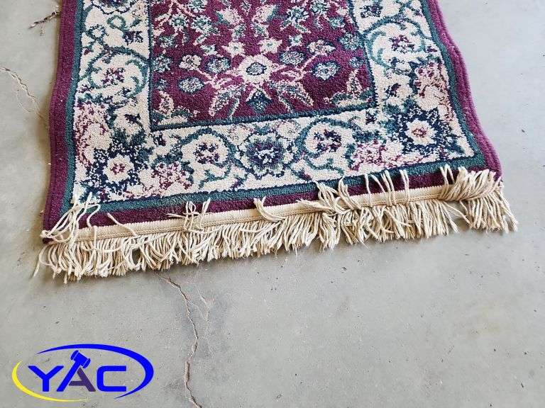 Carpet Runner 26"W x 7-1/2"L