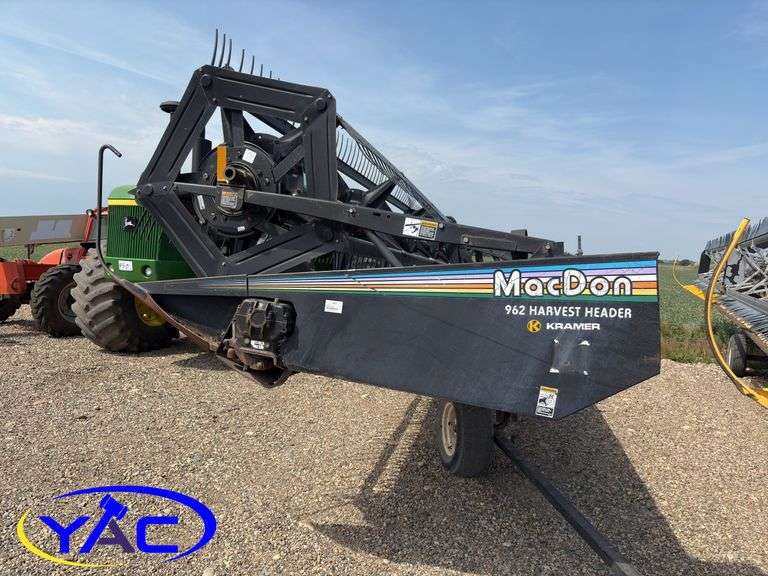 MACDON 962 HARVEST HEADER