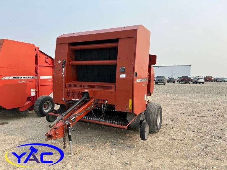 MASSEY FERGUSON 2756A ROUND BALER
