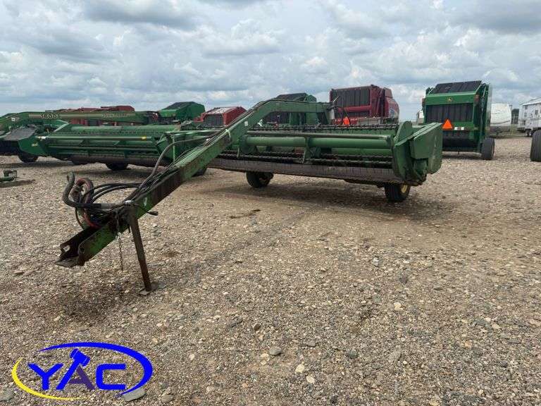 JOHN DEERE 1424 HAYBINE