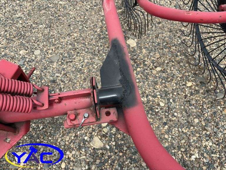 3 PTH 4 WHEEL HAY RAKE