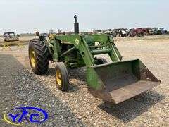 1975 JOHN DEERE 2130 TRACTOR W/ JOHN DEERE 146 FRONT END LOADER