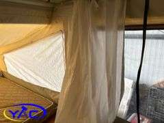 2009  FOREST RIVER  Rockwood Freedom Camping Trailer