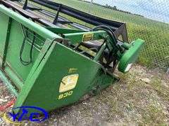 JOHN DEERE RIGID STRAIGHT CUT HEADER 30'