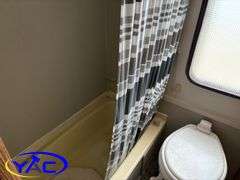 1990  OKANAGAN  TRAV-L-MATE FIFTH WHEEL CAMPER