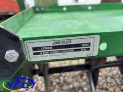 PULL-TYPE JOHN DEERE AERATOR - 42"