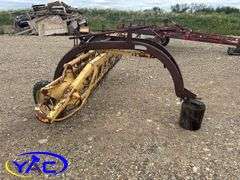 NEW HOLLAND SIDE DELIVERY RAKE