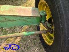 1980 JOHN DEERE 7720 TURBO SELF-PROPELLED COMBINE