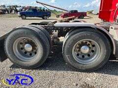 2004  PETERBILT  379 HIGHWAY TRACTOR
