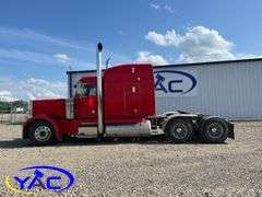 2004  PETERBILT  379 HIGHWAY TRACTOR