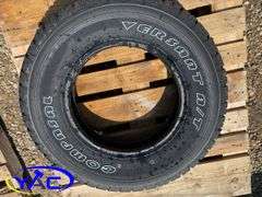 4- 245/75R17 Tires (BUYER MUST PAY 4X THE BID PRICE)