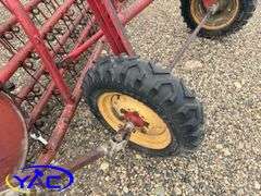MASSEY FERGUSON BAR HAY RAKE