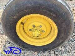 1975 JOHN DEERE 2130 TRACTOR W/ JOHN DEERE 146 FRONT END LOADER