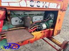 1974 VOLVO 810 2WD TRACTOR