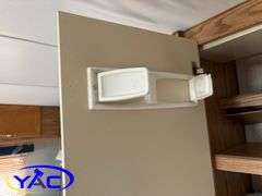 1990  OKANAGAN  TRAV-L-MATE FIFTH WHEEL CAMPER