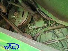 1980 JOHN DEERE 7720 TURBO SELF-PROPELLED COMBINE