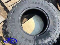 4- 35X12.50R17 Tires (BUYER MUST PAY 4X THE BID PRICE)
