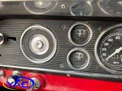 1974 FORD SINGLE AXLE GRAIN TRUCK