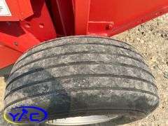 2008 MASSEY FERGUSON 1756 ROUND BALER