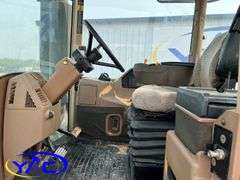 JOHN DEERE 9400 4WD TRACTOR