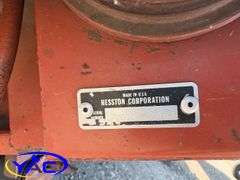1987 CASE IH 8820 SELF-PROPELLED SWATHER