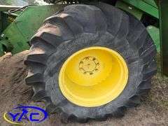 1980 JOHN DEERE 7720 TURBO SELF-PROPELLED COMBINE