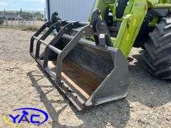 2016 CLAAS AXION 810 W/ LOADER & GRAPPLE