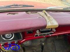 1974 FORD SINGLE AXLE GRAIN TRUCK