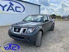 2015 NISSAN FRONTIER V6 CREW CAB 4WD