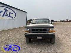 1992  FORD  F250 REG CAB 4WD