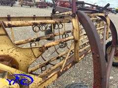 NEW HOLLAND SIDE DELIVERY RAKE
