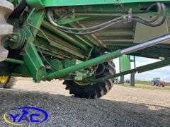 1995 JOHN DEERE 9600 COMBINE W/ 914 PICKUP HEADER