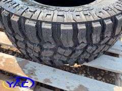 4- 33X12.50R17 Tires (BUYER MUST PAY 4X THE BID PRICE)