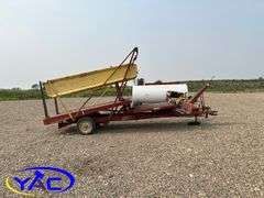 NEW HOLLAND 1000 STACKLINER