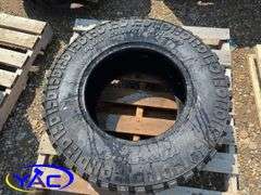 4- 33X12.50R17 Tires (BUYER MUST PAY 4X THE BID PRICE)