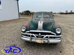1951 PONTIAC CHIEFTAN CAR