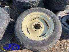 14 - 15" Concord Packer Tires (Rims Only - Tires Weathered & Cracked)
