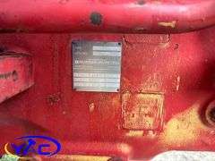 1974 VOLVO 810 2WD TRACTOR