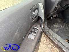 2011 NISSAN ROGUE S 2WD