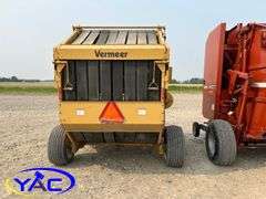 VERMEER 605 SUPER J ROUND BALER