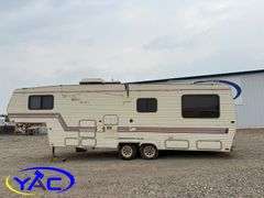 1990  OKANAGAN  TRAV-L-MATE FIFTH WHEEL CAMPER
