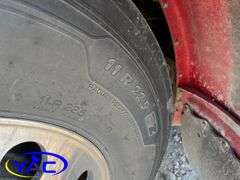 2004  PETERBILT  379 HIGHWAY TRACTOR