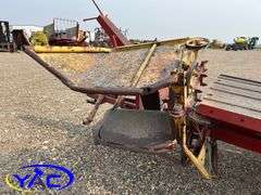 NEW HOLLAND 1000 STACKLINER
