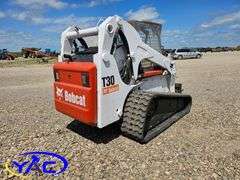 2006 S300 BOBCAT W/ BALE FORK