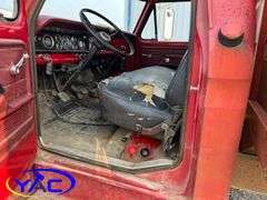 1974 FORD SINGLE AXLE GRAIN TRUCK