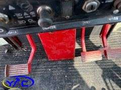 CASE IH 1086 TRACTOR
